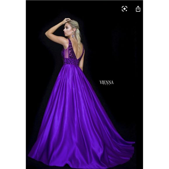 Purple Vienna Size 0 Ball gown dress - Picture 1 of 2